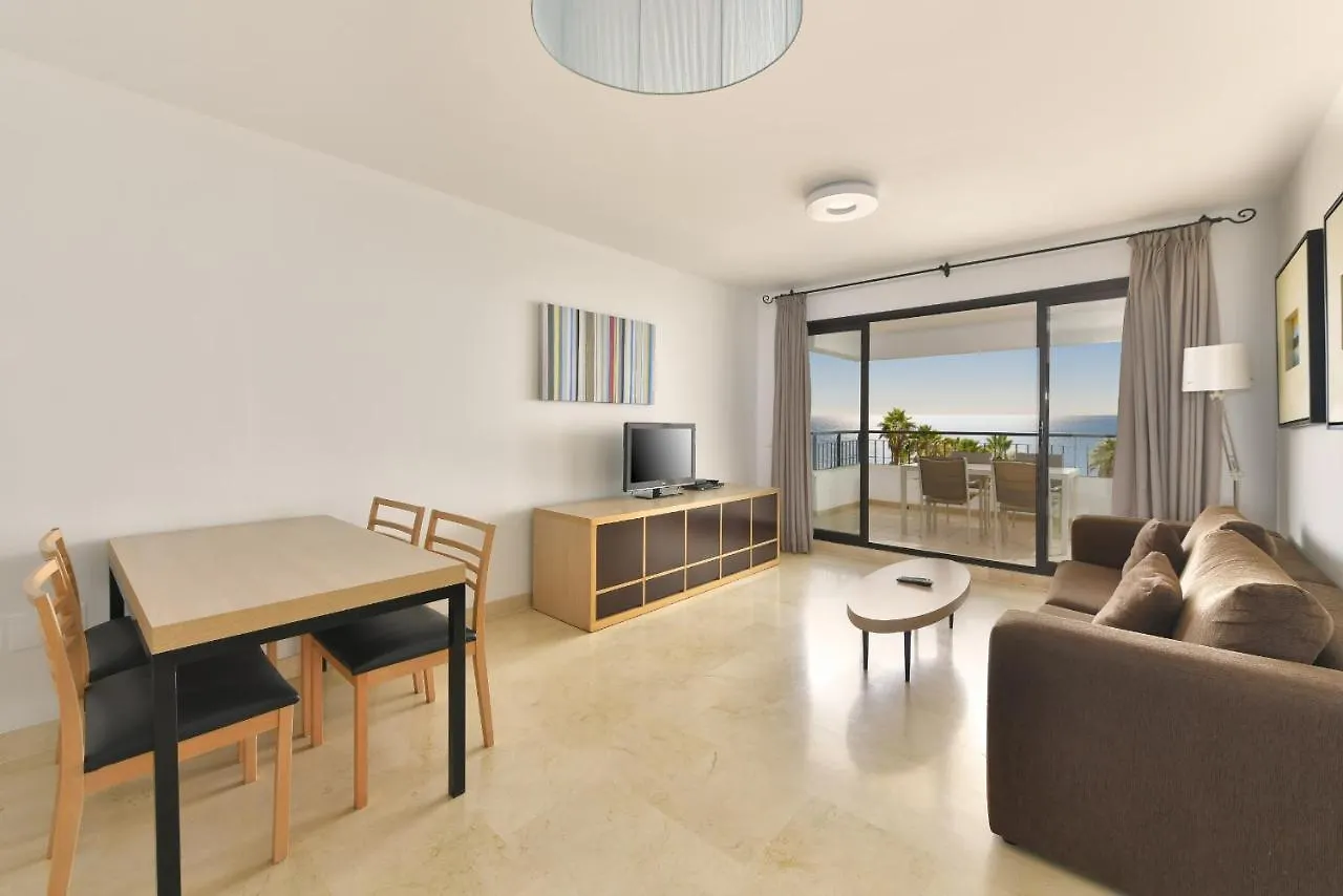 Apartamento De 2 Dormitorios Vista Mar Con Parking Torrox Spain